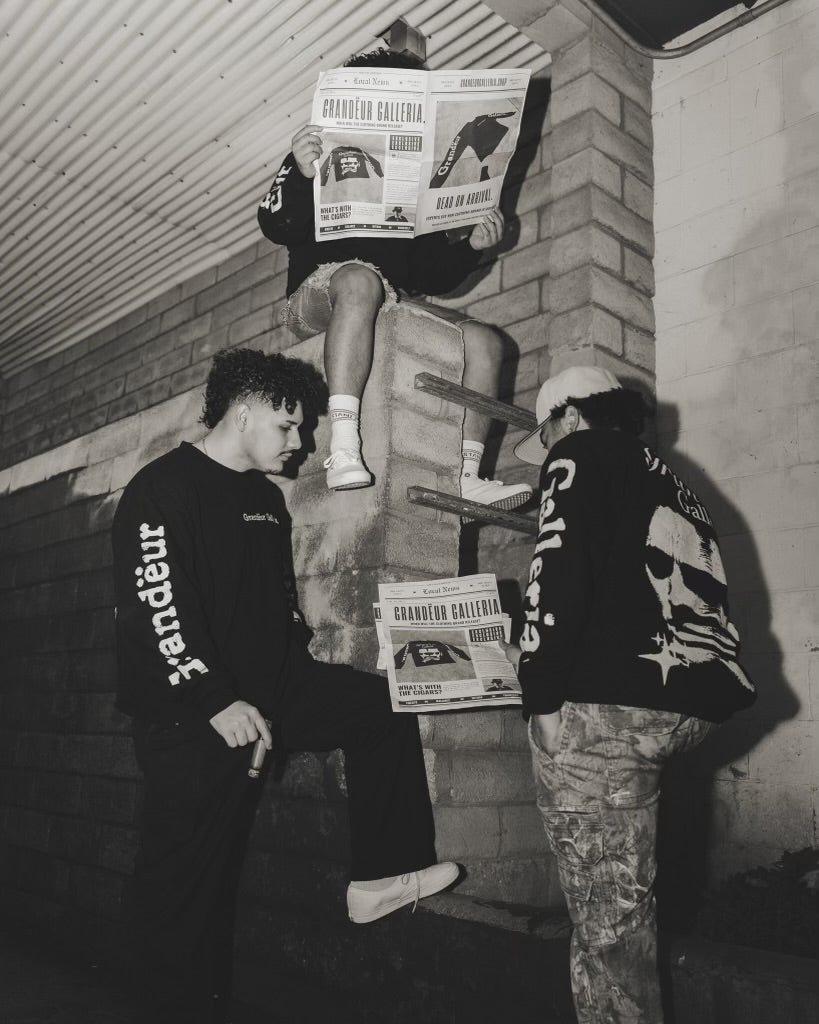 “TWO-FACËD” HAND CROPPED LONG SLEEVE